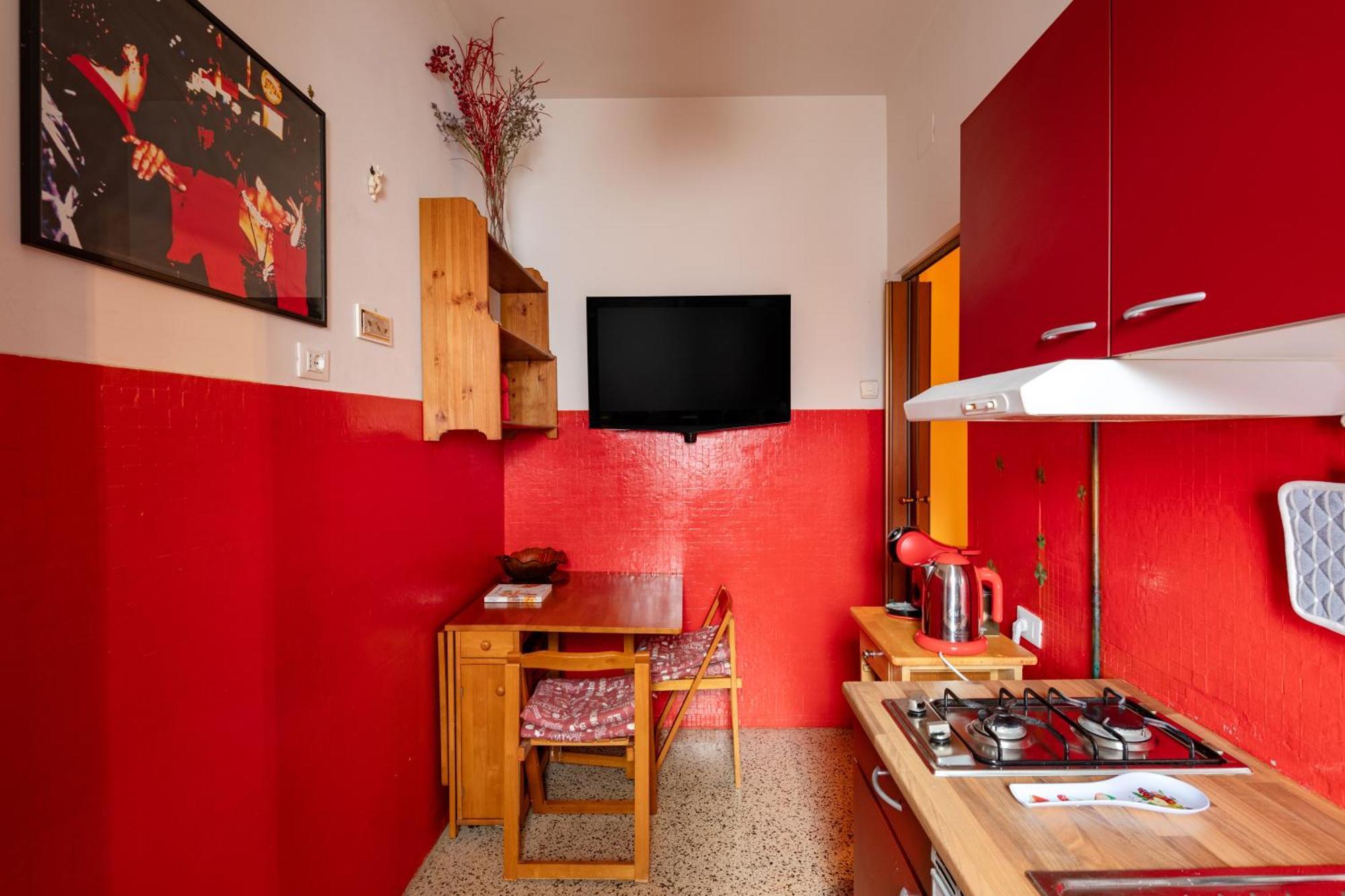 House Of Colours In Marconi, Appartement Rome